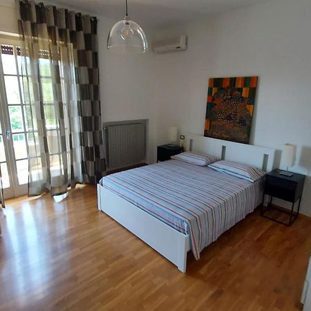 Ferienwohnung Le Strelizie Arnesano Exterior foto